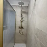 Ferienhaus Newly Renovated 2br Near Bocconi & Metro