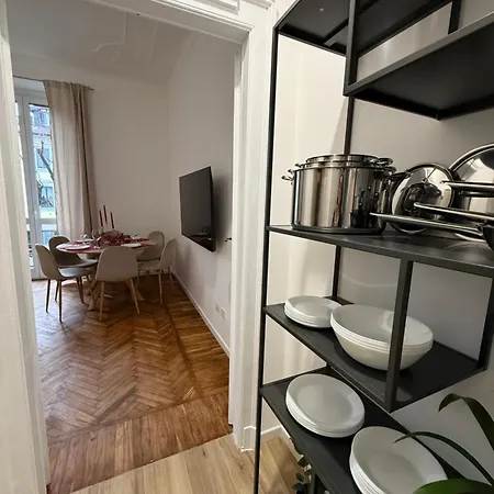 Σπίτι διακοπών Newly Renovated 2br Near Bocconi & Metro