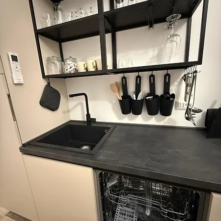 Newly Renovated 2br Near Bocconi & Metro Σπίτι διακοπών Μιλάνο