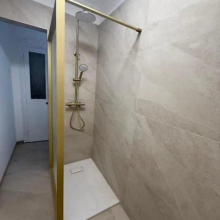 Newly Renovated 2br Near Bocconi & Metro Σπίτι διακοπών *